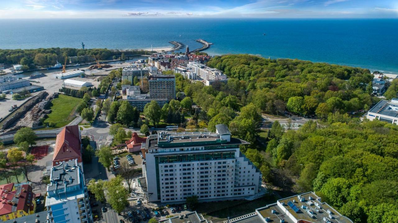 Aparthotel Etna Kołobrzeg Extérieur photo